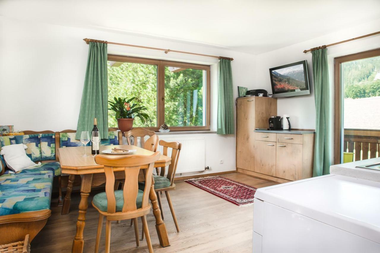 Schwarzenauer Apartment *